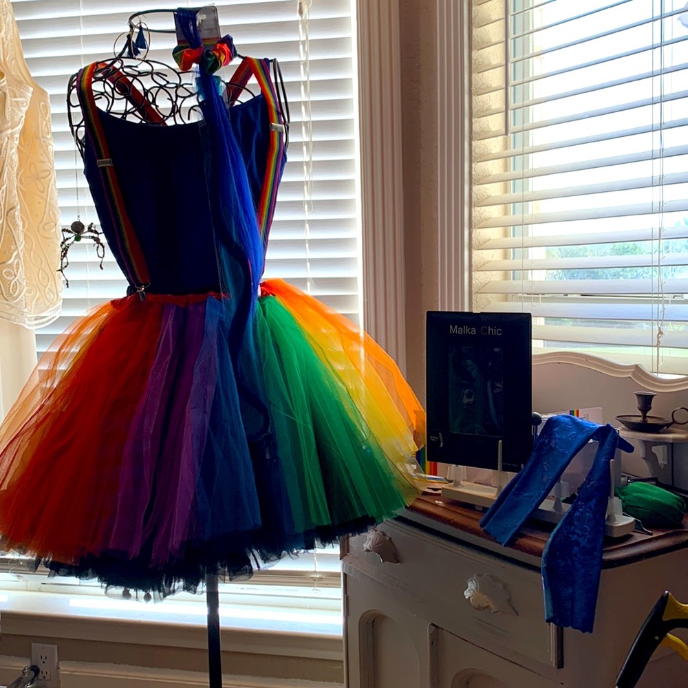 RAINBOW BALLERINA COSTUME -Adult XL/XXL. 2 tutus- black, rainbow. Extras! NWOT.